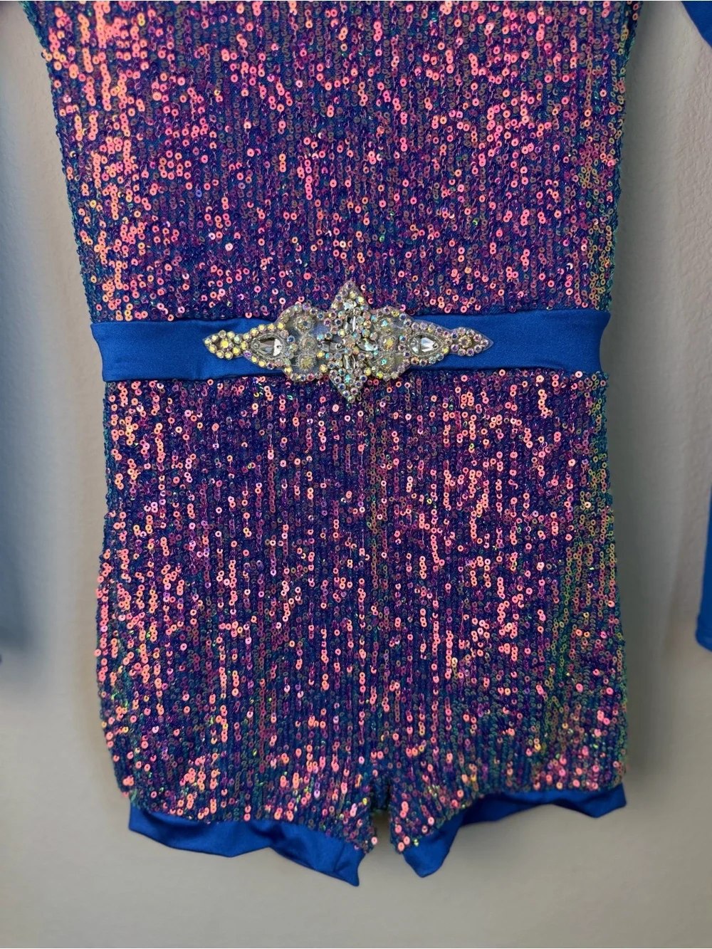 Weissman sparkling blue